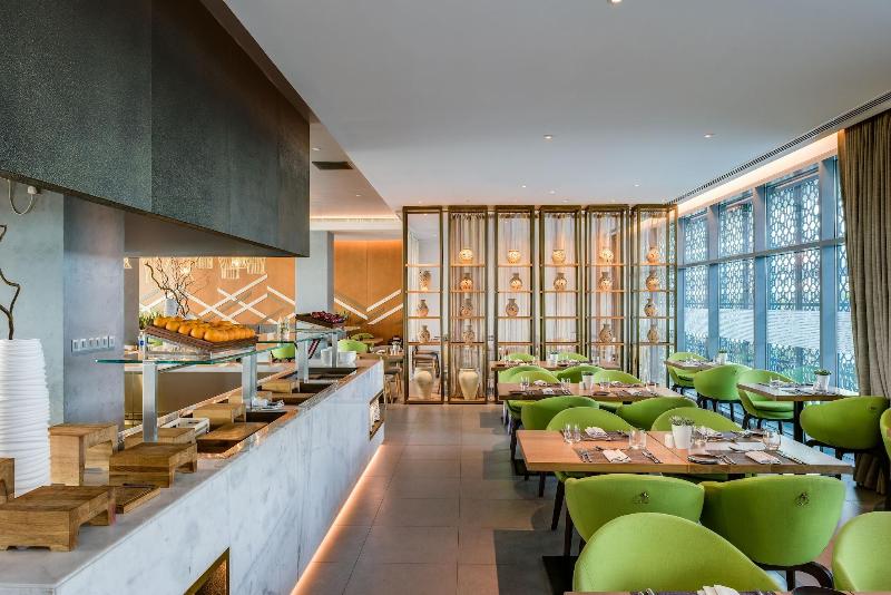Novotel Muscat Airport - Restoran