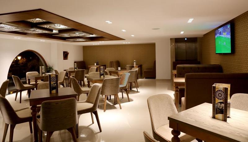 A44 - Restoran