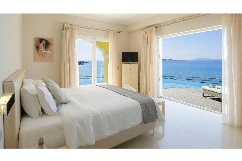 Picture Suites - Oda