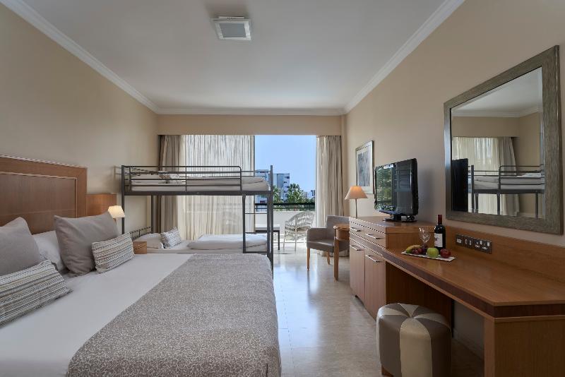 Atlantica Oasis Hotel - Oda