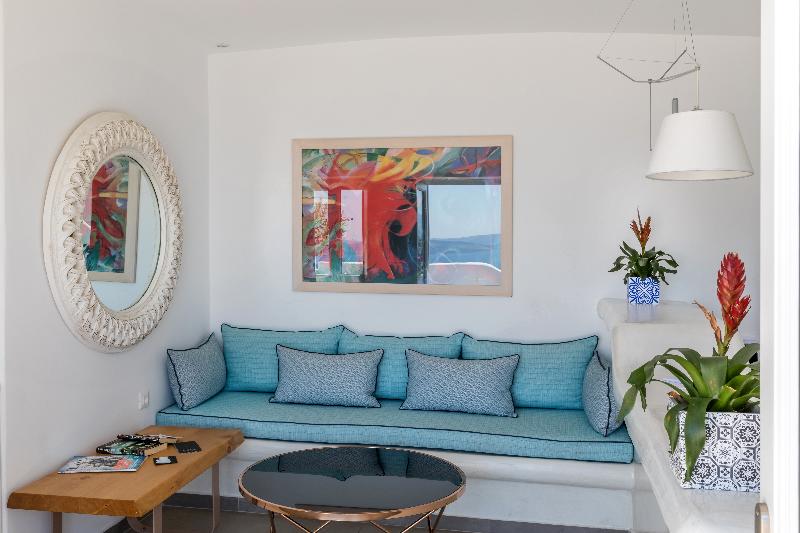 Secret Legend Suites - Lobi