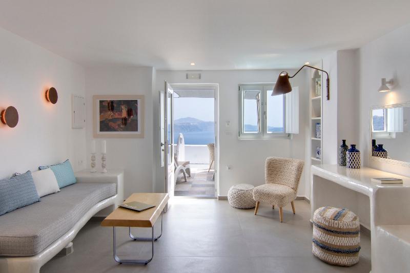 Secret Legend Suites - Oda