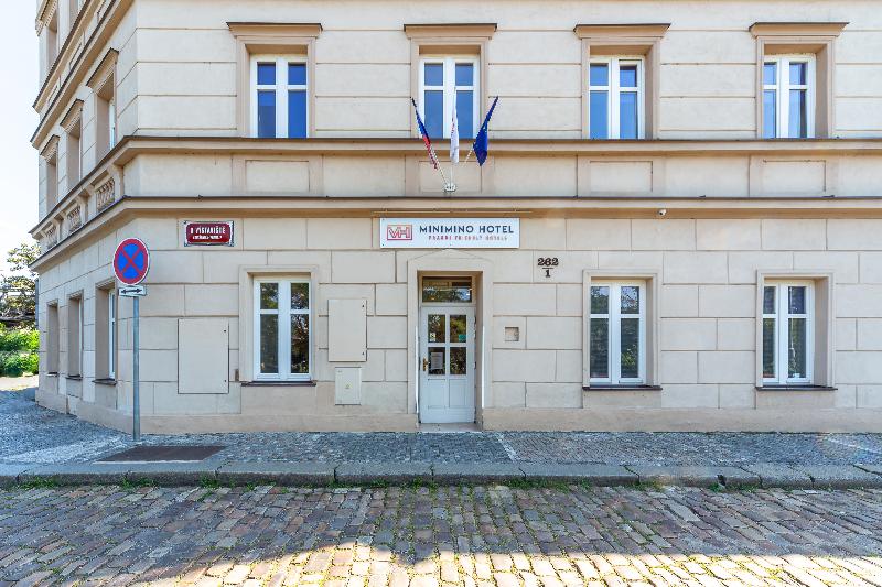 Minimino Hotel Prague - Genel