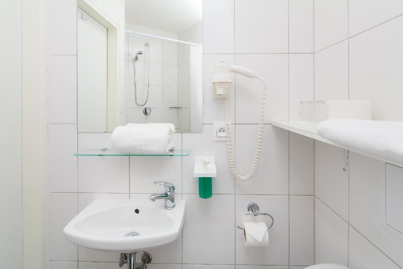 Minimino Hotel Prague - Oda