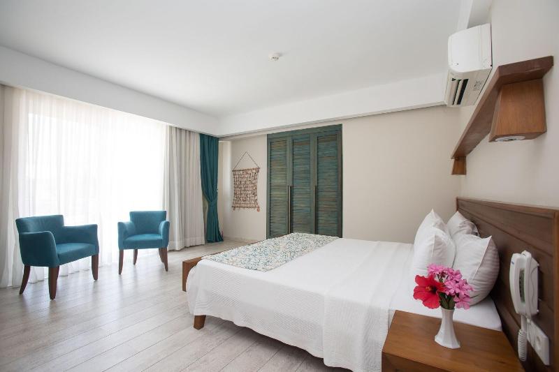 Dedeminn Marina Hotel - Oda