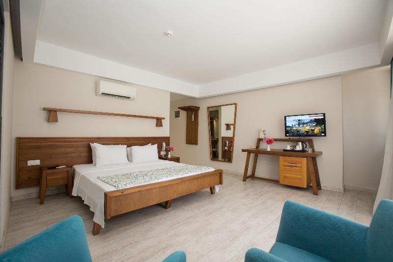 Dedeminn Marina Hotel - Oda