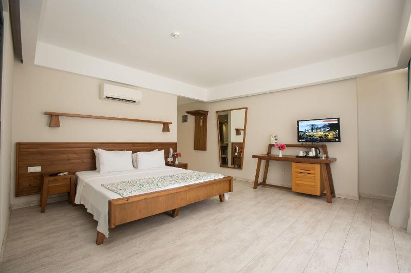 Dedeminn Marina Hotel - Oda