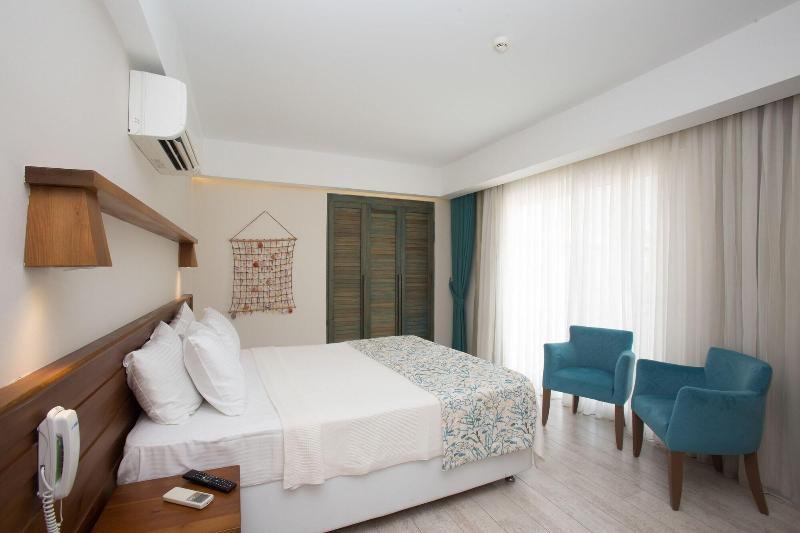 Dedeminn Marina Hotel - Oda