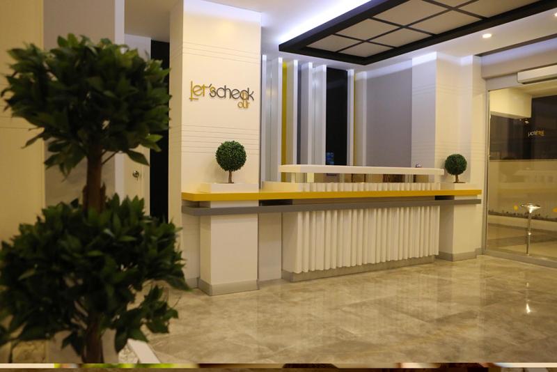 Lets Stay Boutique Hotel - Lobi
