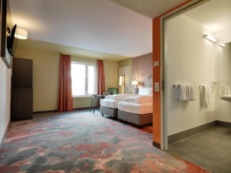 HWest Hotel Hall - Oda