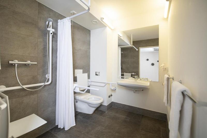 HWest Hotel Hall - Oda
