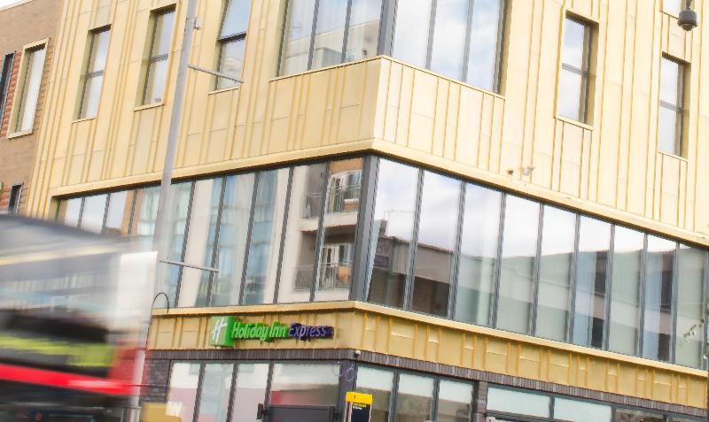 Holiday Inn Express London Ealing - Genel