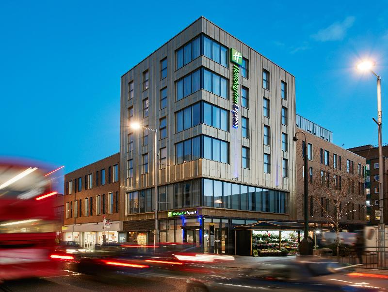 Holiday Inn Express London Ealing - Genel