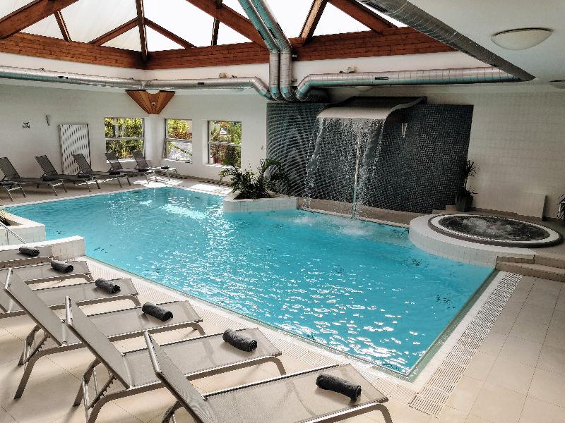 Premium Hotel Znojmo - Havuz
