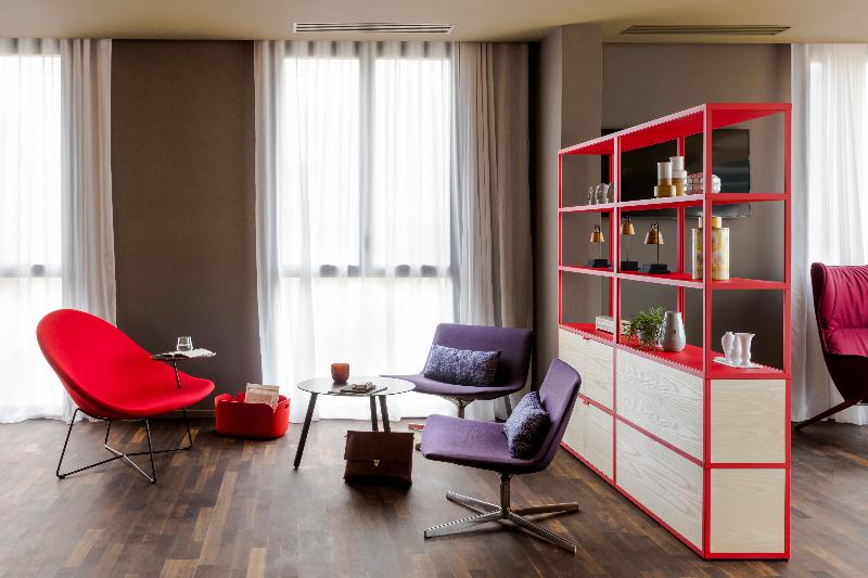 Okko Hotels Paris Rueil-Malmaison - Lobi