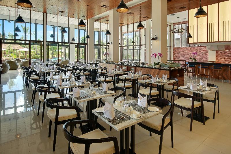Royal Tulip Springhill Resort Jimbaran - Bar