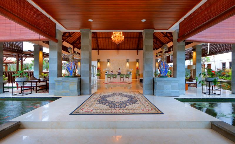 Royal Tulip Springhill Resort Jimbaran - Lobi