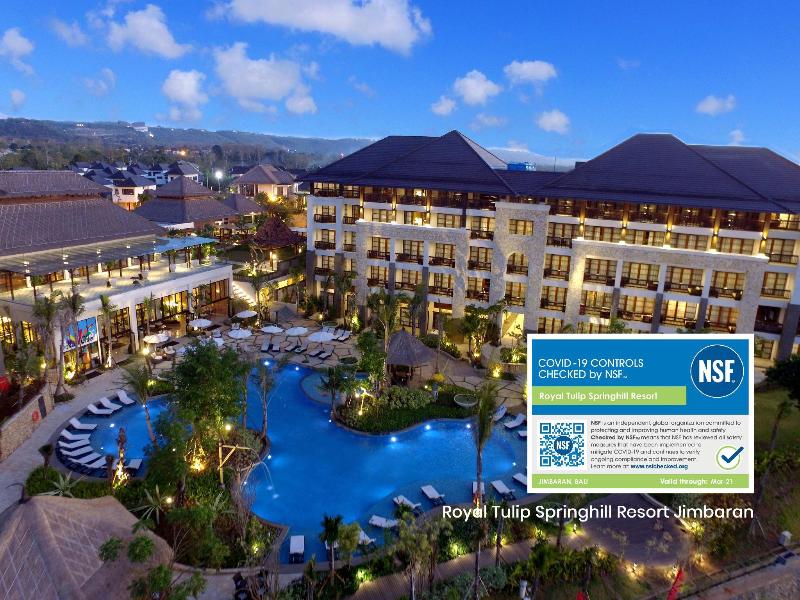 Royal Tulip Springhill Resort Jimbaran - Havuz