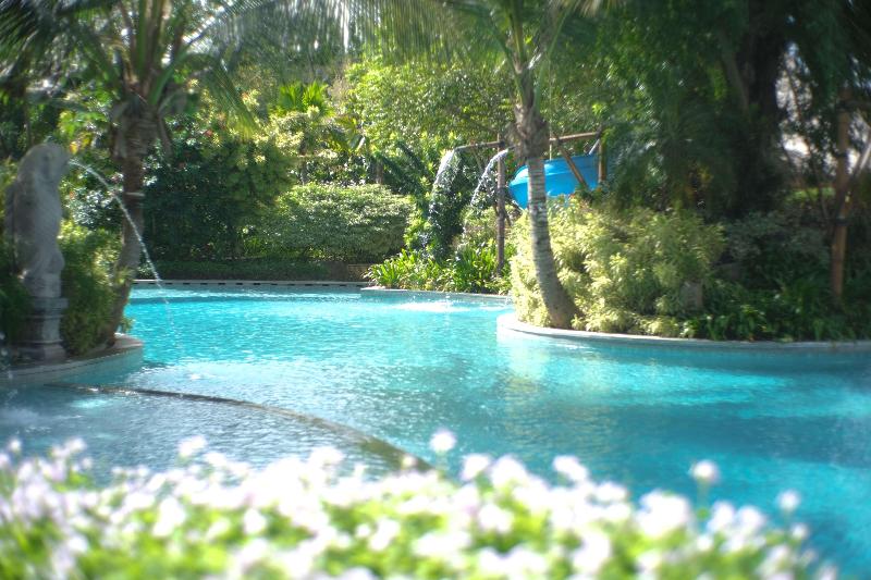 Royal Tulip Springhill Resort Jimbaran - Havuz