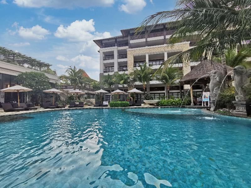 Royal Tulip Springhill Resort Jimbaran - Havuz