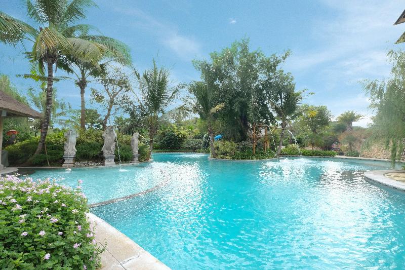Royal Tulip Springhill Resort Jimbaran - Havuz