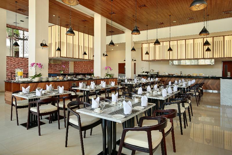Royal Tulip Springhill Resort Jimbaran - Restoran