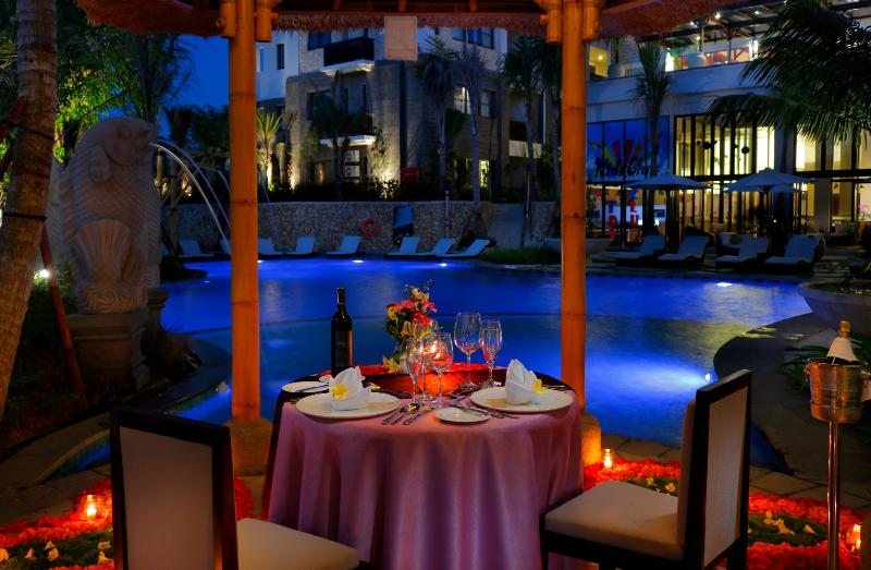 Royal Tulip Springhill Resort Jimbaran - Restoran