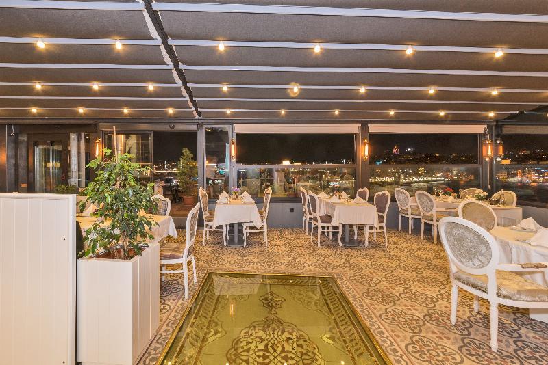 Alpek Hotel - Teras