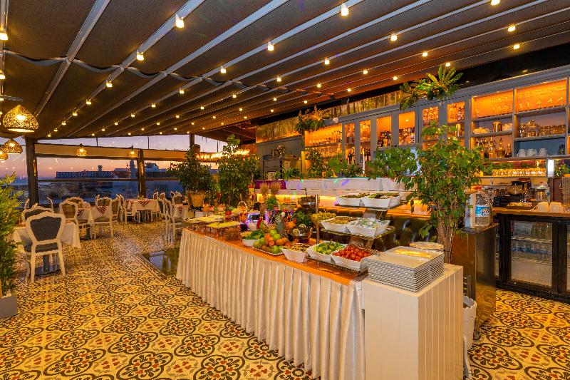 Alpek Hotel - Teras