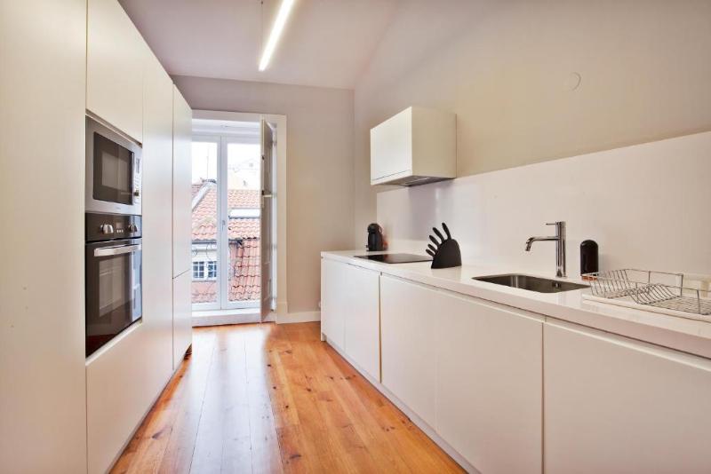 Lisbon Five Stars Apartments Combro 7 - Oda