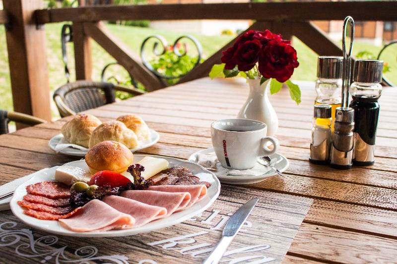 Etno Naselje Vrdnicka Kula - Restoran