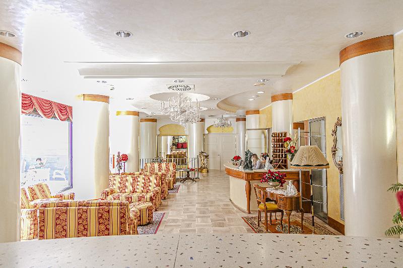 Hotel Metropolitan - Lobi
