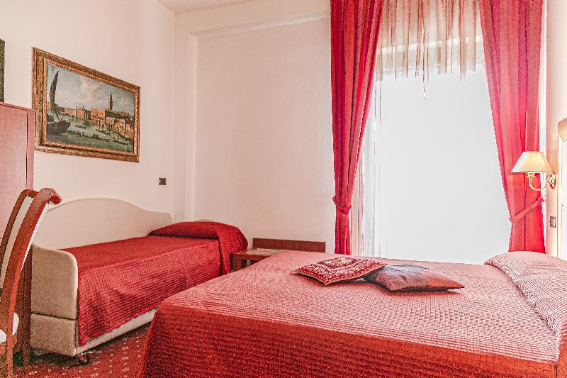 Hotel Metropolitan - Oda