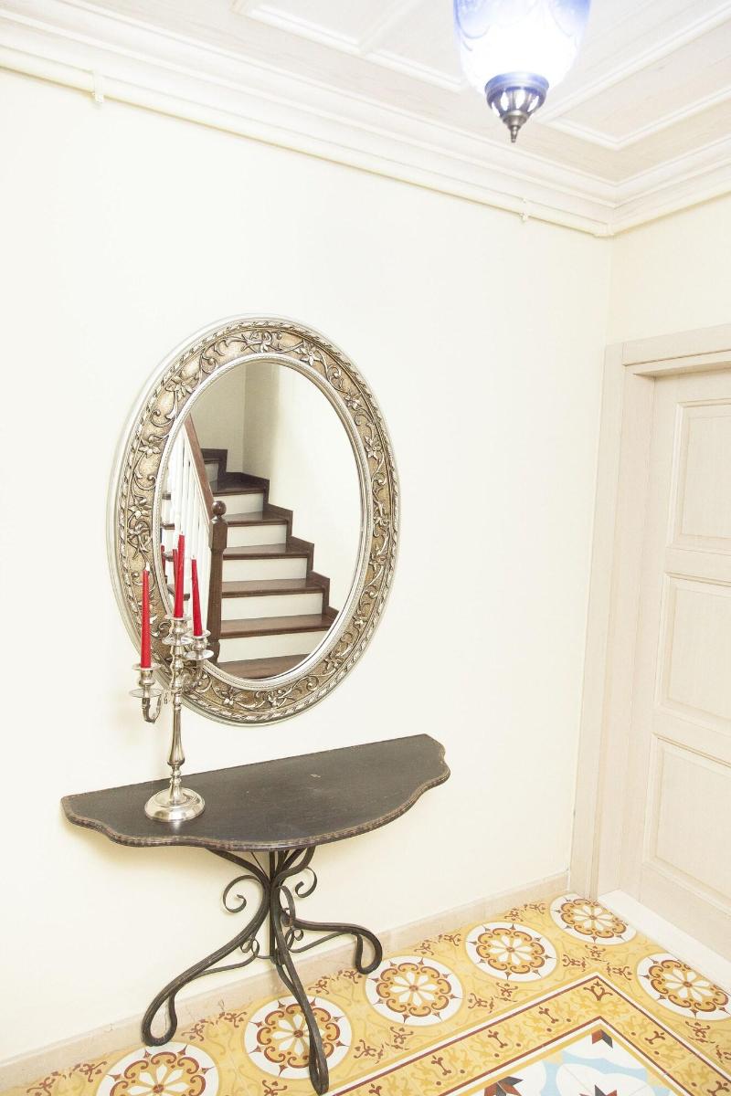 Villa Pera Suite Hotel - Lobi
