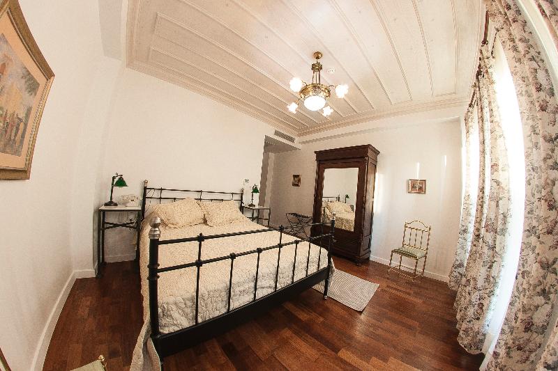 Villa Pera Suite Hotel - Oda