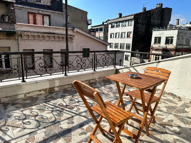 New Pera Hotel - Oda