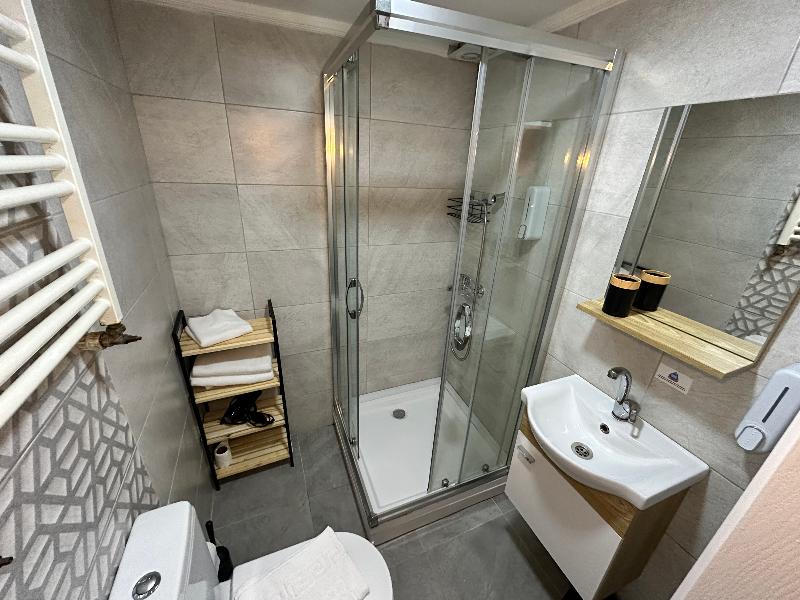New Pera Hotel - Oda