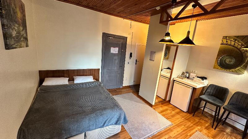 New Pera Hotel - Oda