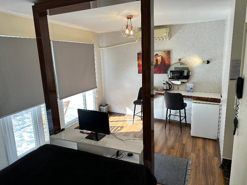 New Pera Hotel - Oda