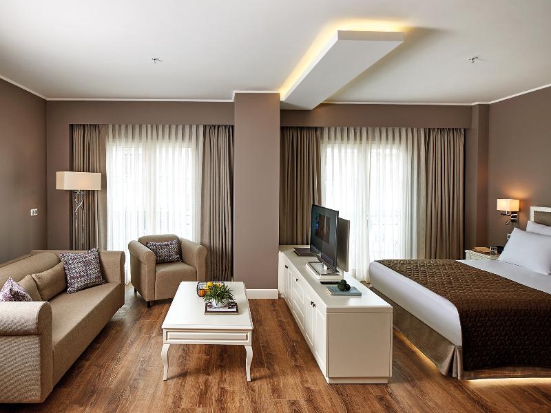 Renata Suites Boutique Hotel - Oda