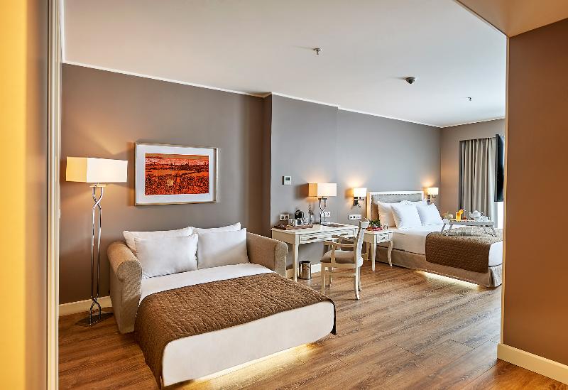 Renata Suites Boutique Hotel - Oda