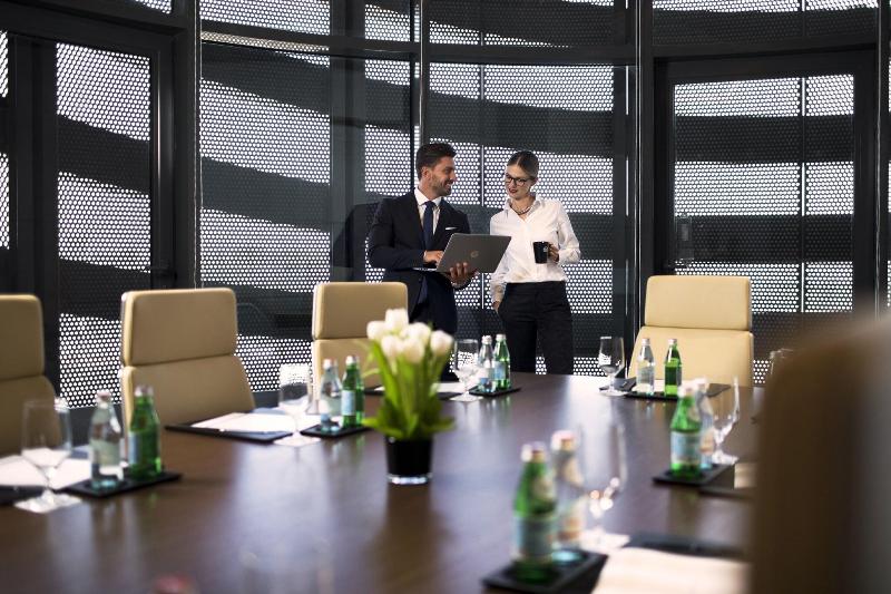 Pearl Rotana Capital Centre - Toplantı