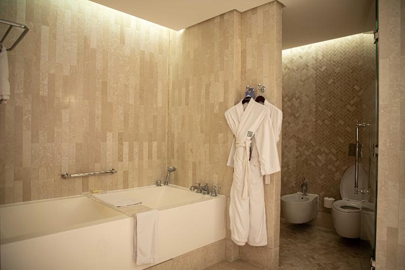 Fairmont Amman - Oda