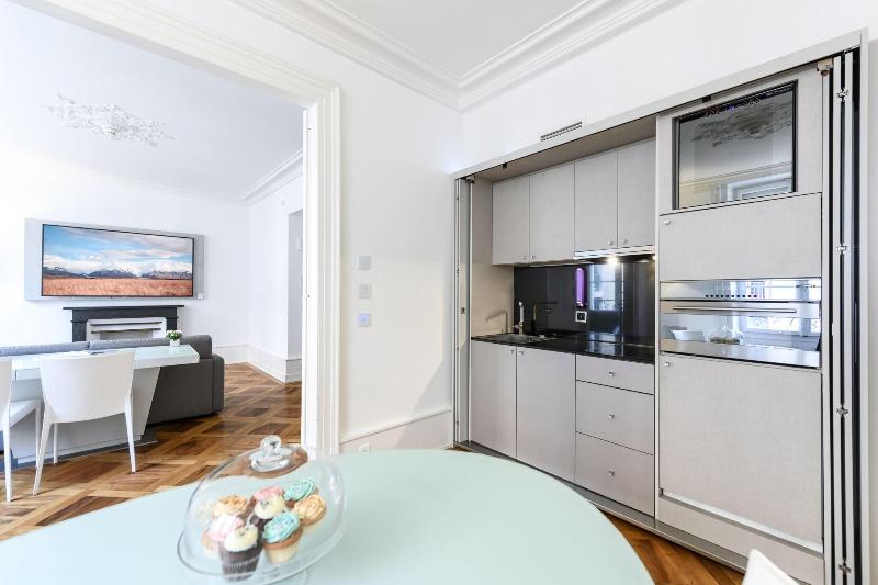 Swiss Luxury Apartments - Oda