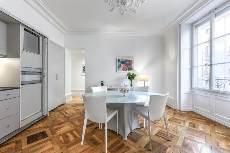 Swiss Luxury Apartments - Oda