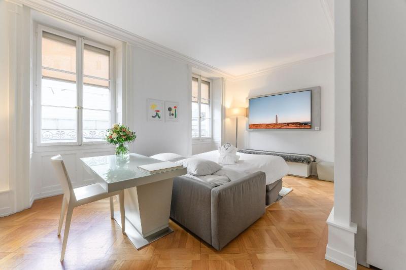 Swiss Luxury Apartments - Oda
