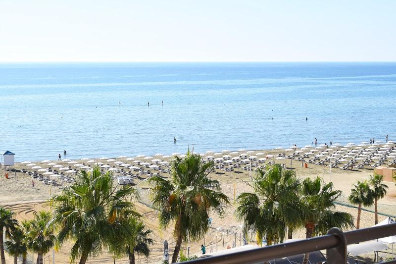 Sun Hall Beach Hotel Apts - Oda
