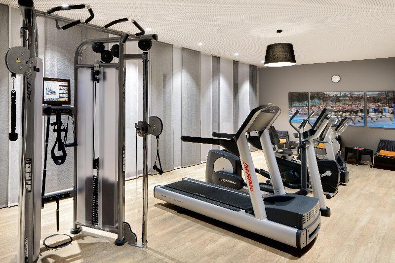 Holiday Inn Dusseldorf City Toulouser All - Aktivite