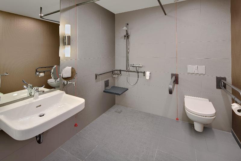 Holiday Inn Dusseldorf City Toulouser All - Oda