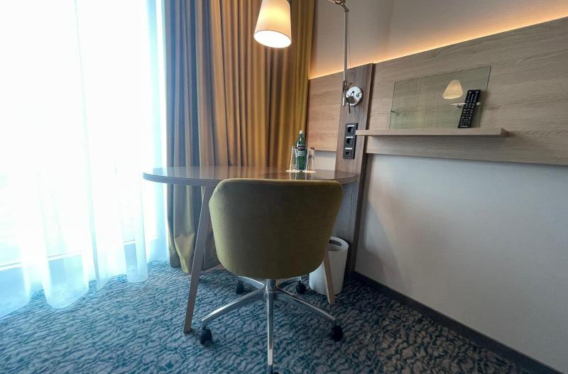 Holiday Inn Dusseldorf City Toulouser All - Oda